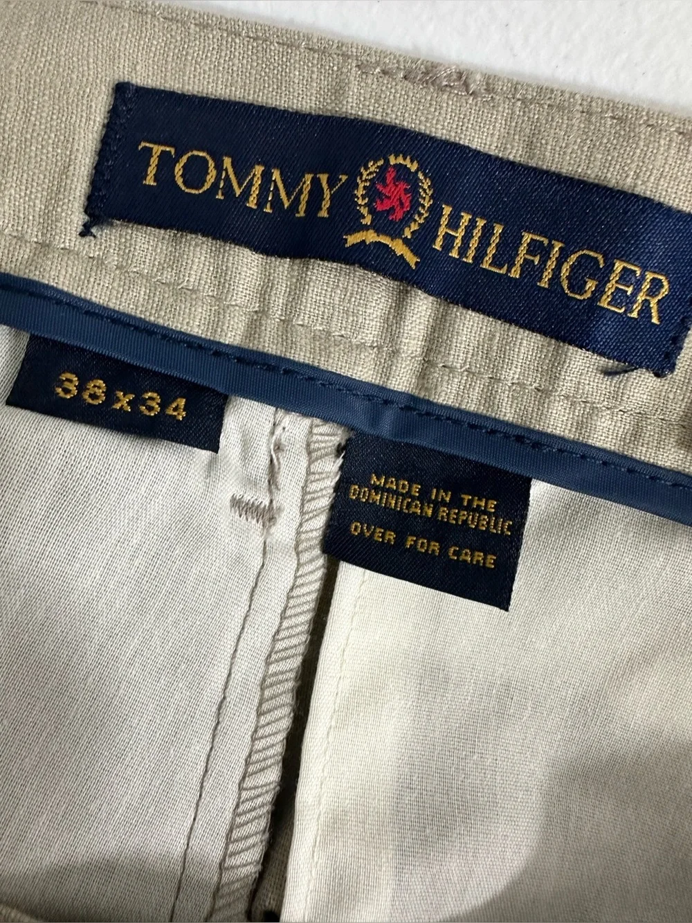 Vintage Tommy Hilfiger Sz 38x34 Mens Beige Chino Pants Khaki Pleated Cuffed